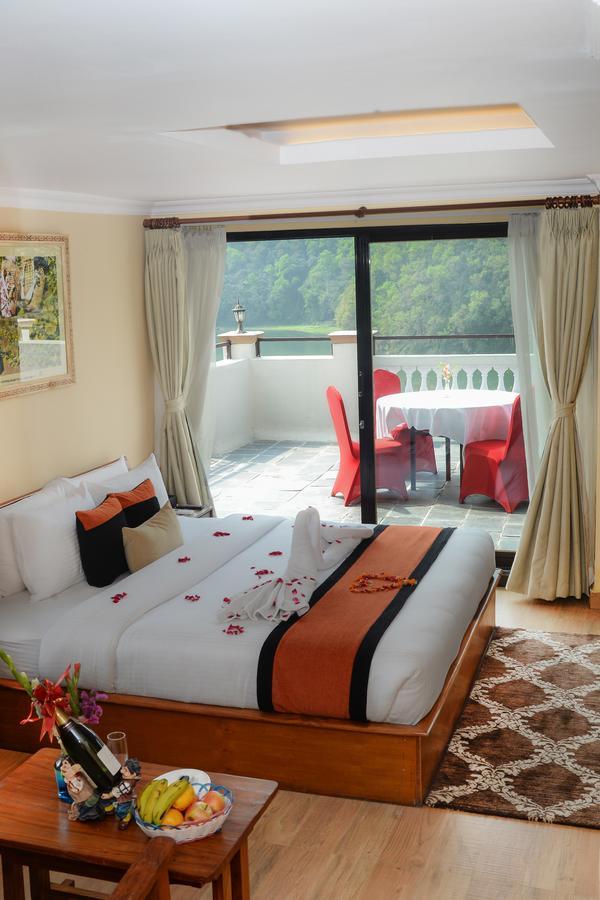 Hotel Raniban Arcade Pokhara Extérieur photo