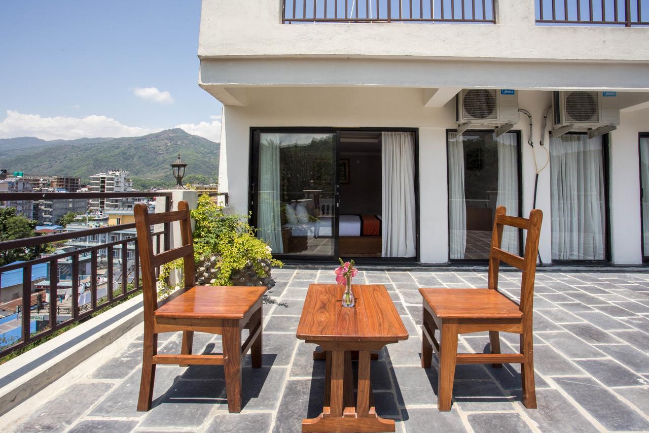 Hotel Raniban Arcade Pokhara Extérieur photo